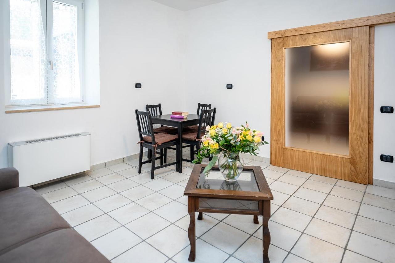 Casa Aniello Villa Caprioli Luaran gambar